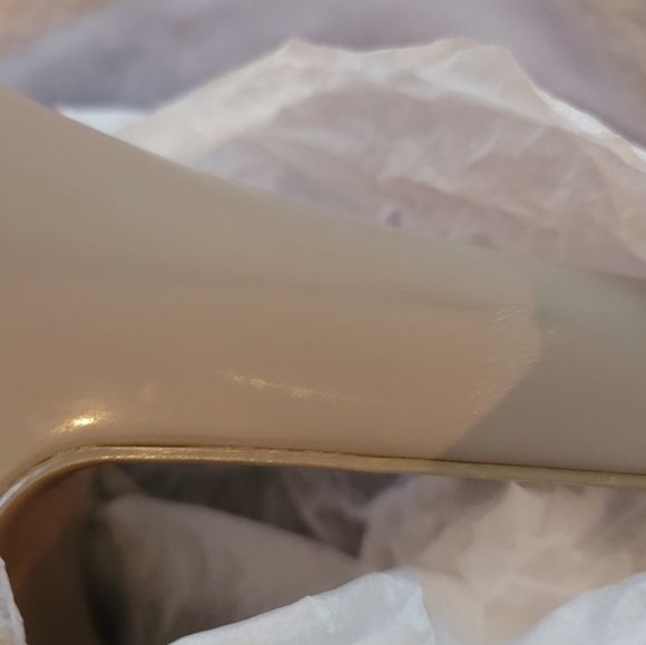 T strap pumps - Picture 3 of 8